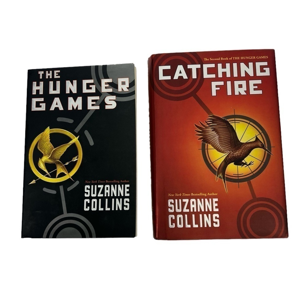 Suzanne Collins Fiction Books/Novels Lot/2 The Hunger Games/Catching Fire